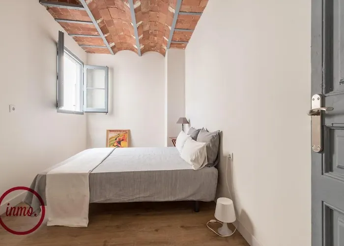 - Eixample 4a Апартаменты