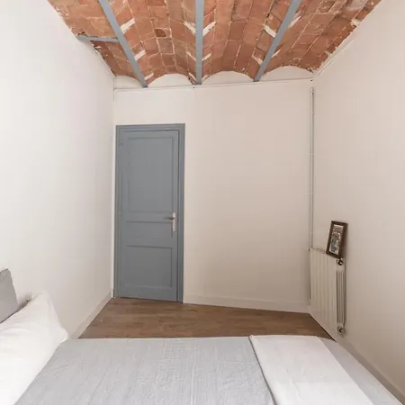 - Eixample 4a Apartment Barcelona